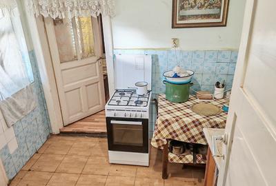 Râșnov - zona Eminescu, casa cu 1000 mp teren. - 7