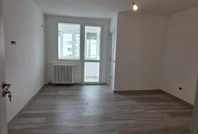 Titan, 10 minute metrou, chiar la parcul Titanii, pe Prisaca Dornei, - 1