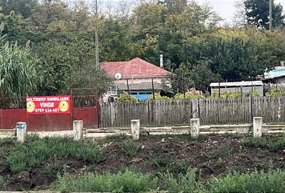 Teren cu casa de vanzare la Malcoci -str.Ovidiu! - 2