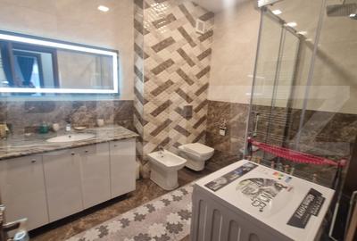 Apartament 3 camere decomandat , 2 bai ,105 mp cu balcon, Tractorul bloc nou - 5