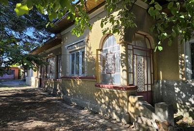 Casă individuală cu 5 camere în Crânguri