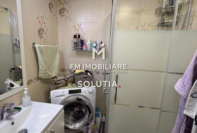 Apartament  3 camere decomandat, etajul 2 -zona Casa de Pensii - 11
