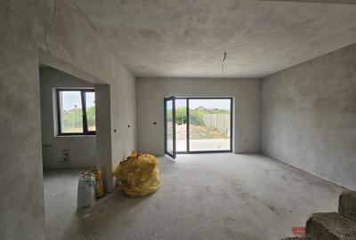 Duplex nou, P+M, 1 apartament la cheie, 1 la alb, Moșnița Nouă, comision 0% - 4