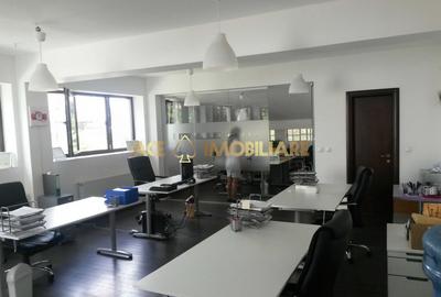 Vila de inchiriat | Crangasi | Metrou | x4 Parcare | Pretabil sediu firma - 2