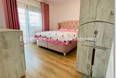 De inchiriat vila cu 4 camere in localitatea Lumina jud. Constanta - 13