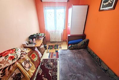 3 Camere, Central, Ideal pentru Familie, An '81 - 20