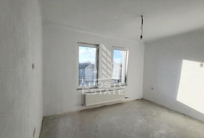 Jumatate de duplex nou cu 4 camere,Parta - 14