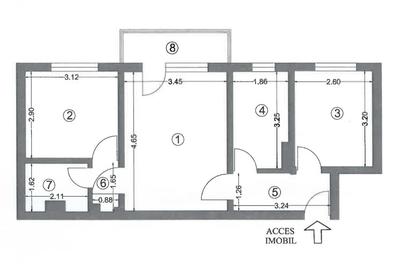 Apartament cu 3 camere semidecomandat în Casa de Cultură