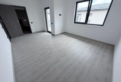 Casa P+1+Pod. 3 cam. Util 110mp. Teren 237mp - 20