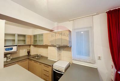 Apartament cu 3 camere de închiriat în zona Nufarul - 2
