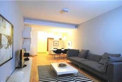 Apartament cu 4 camere decomandat, mobilat în Băneasa