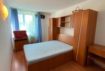 Apartament cu 2 camere în Neptun  , zona : Centru  .