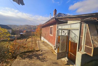 Vanzare casa, in Sat Batrani, priveliste superba