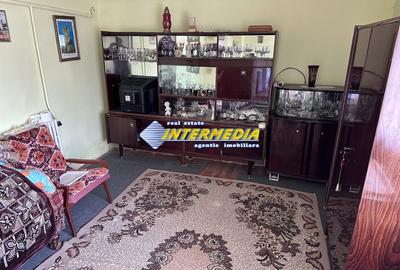 Casa de vanzare Centru 3 camere cu toate utilitatile - 11