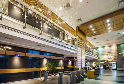 Anchor Plaza - 8