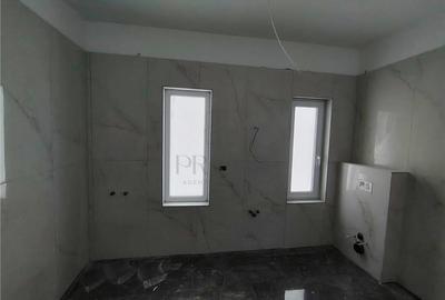 Duplex despartit prin camera tehnica - balcon mare - teren 370 mp - 11