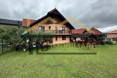 Vila cu 8 camere de vanzare, teren 1580mp, Zona Praid - 9