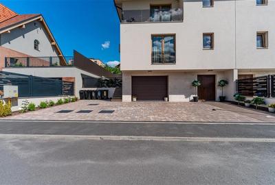 Casa cu dotari premium si finisaje de calitate ,Demisol +Parter+Etaj situata in - 32