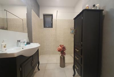 MAMAIA-PLAJA AZIMUTH-APARTAMENT 2 CAMERE LUX 50 M PANA LA PLAJA LOC PA - 10