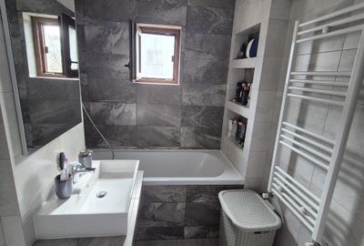 Apartament de vanzare zona Far - 10