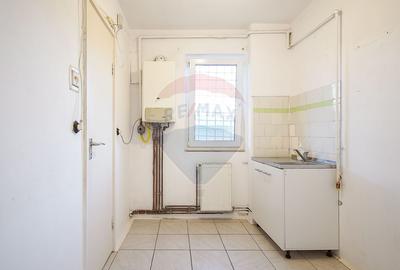 Apartament 2 camere, b-dul Saturn, lângă LIDL - 12