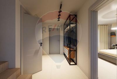 Casă cu 5 camere în Samurcași