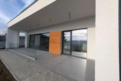 Casa individuala, teren 750 mp, Chinteni cu panorama spre lac - 3