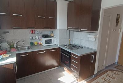Apartament 2 camere, de vânzare, Gheorgheni , strada Bizusa, zona Mercur - 4