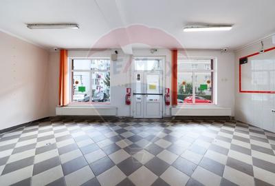 Spațiu comercial 100mp, stradal, de închiriat  - ZARNESTI - 5