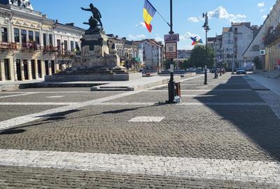 Spatiu comercial central Piata Mare - 1