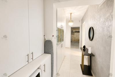 Apartament 2 camere de vânzare – decomandat, parcare inclusă | Str Postalionului - 8