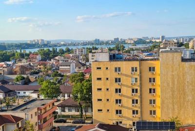 Apartament cu 2 camere decomandat în Faleza Nord