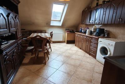 Casa de locuit Central 310 mp utili + 2 spatii comerciale de la strada - 6