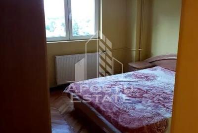 Apartament cu 2 camere,decomandat,in zona Intim. - 4