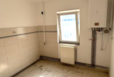 Apartament 3 camere Piata-Sud Bacău - 8