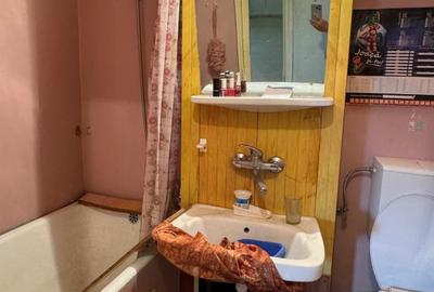 Ap 2 cam  decomandat ,in Manastur, str Mehedinți - 4