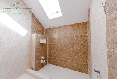 Duplex modern cu locuință secundară și curte amenajată, zona Via Carmina, Arad - 12