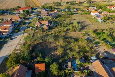 Teren Intravilan De Vanzare Sambateni - 3