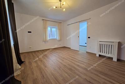 Casă renovată, zonă centrală, singur in curte. Doar 99000 euro! - 7