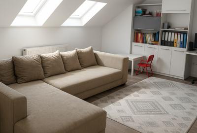 Apartament cu 3 camere decomandat în Terezian