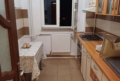 Mihai Bravu -Dristor -3 min metrou - 1