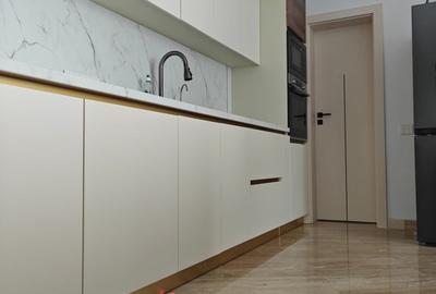 Casa lux 280mp teren 1000mp cartier Tineretului Sura Mica - 6
