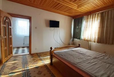 Vanzare casa mare la munte langa padure  Cheia judetul Prahova locatie excelenta - 11