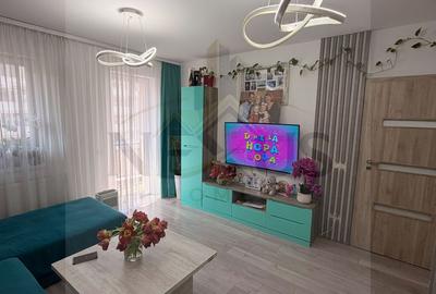 Apartament cu 2 camere decomandat, mobilat în Sud