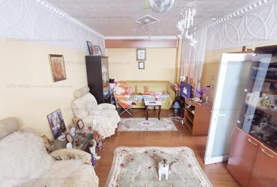 Casă individuală cu 5 camere decomandat în Andronache