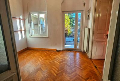 Casă cu arhitectură interbelică, 5 camere, teren 409 mp – Central - 46