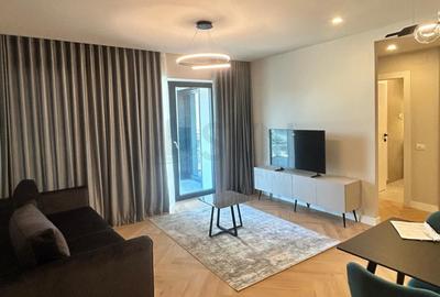 Apartament cu 2 camere semidecomandat, mobilat în Pipera