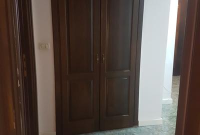 Apartament doua camere, decomandat, mobilat si utilat frumos, Parcul Catedralei - 10