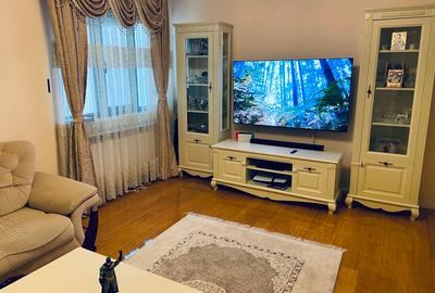 3 camere Faleza Nord apartament decomandat - 2