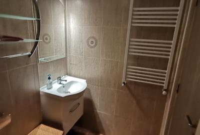 INCHIRIEZ apartament 2 camere,recent renovat,zona Mihai Viteazul - 9